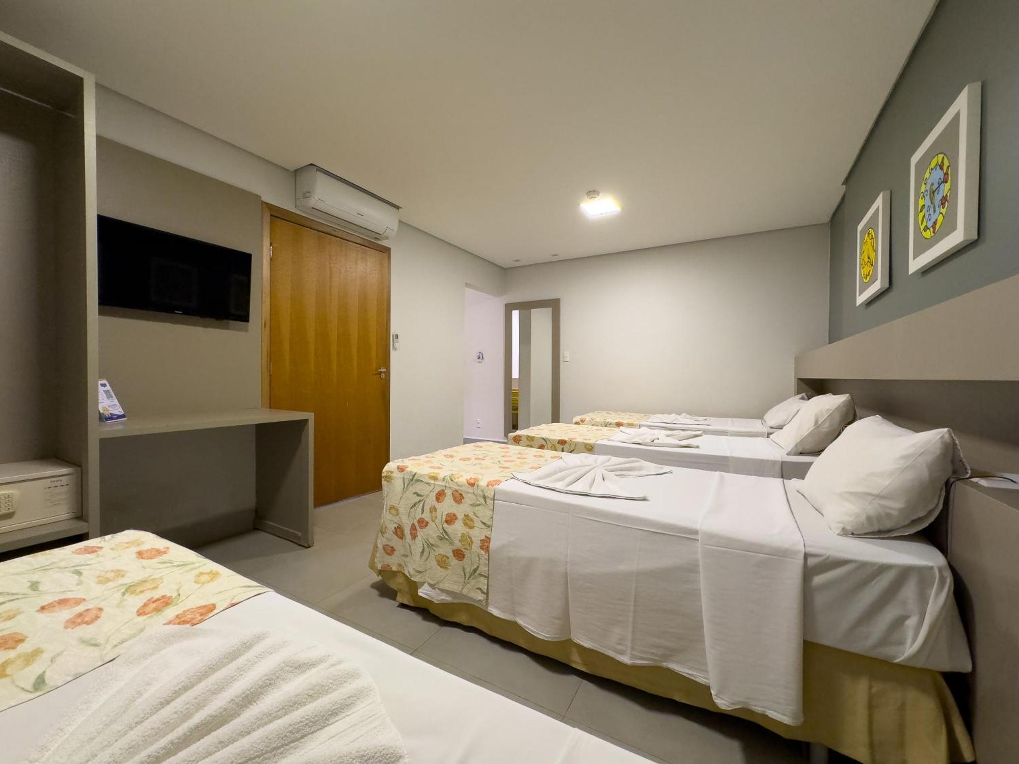 Hotel Morada Do Sol Caldas Novas Exterior photo